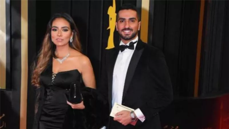 مفاجأة.. الشرنوبي يعلن انفصاله عن سارة الطباخ ويرتبط بفنانة أخرى