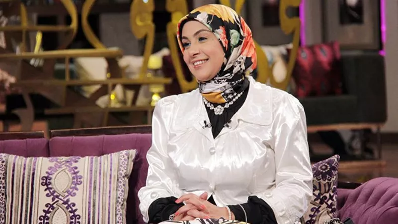 «عبايات» دعاء عامر فى الساحل الشمالى