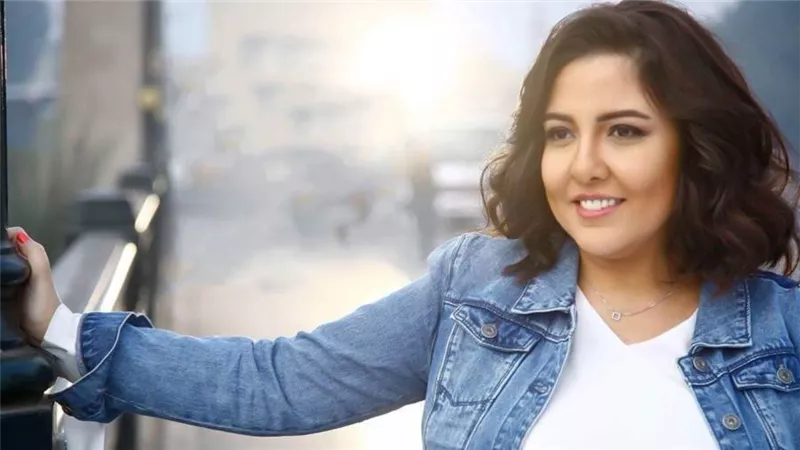 غداً.. مي كساب تطرح «البنية» علي يوتيوب