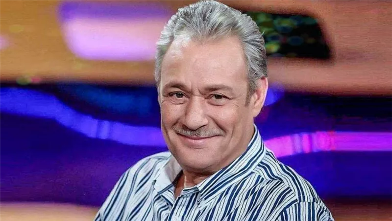 قبل ذكري الأربعين .. انفراد بالفيديو: إعرف أخر كلمة قالها فاروق الفيشاوي