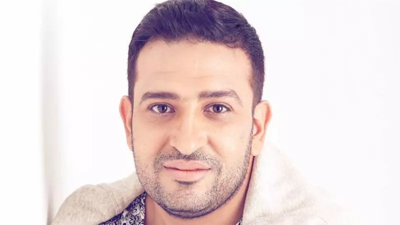 وفاة والد الشاعر  تامر حسين