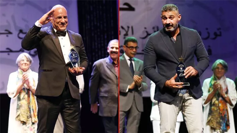 بالفيديو: ياسر جلال لـ محمد لطفي بعد تكريمه: «متنساش الجايزة معاها ظرف»