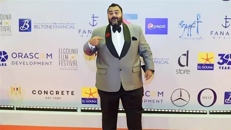 بالفيديو : قفشات شيكو علي سجادة الجونة السينمائي