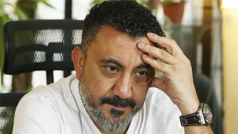 بالفيديو : السؤال الصعب .. هل يكتب نصر محروس مذكراته؟