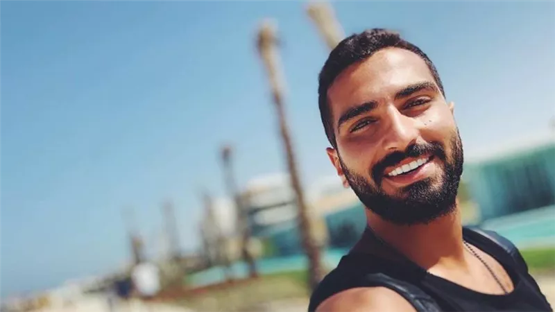 الشرنوبى يكشف لـ «خبر أبيض» سر انسحابه من «شريط  6» وحقيقة عقد الإحتكار