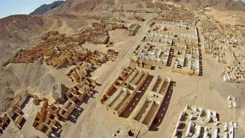 مدينة الأشباح .. لوكيشن «العنكبوت» الذي يستهدفه السقا خلال الأيام المقبلة 