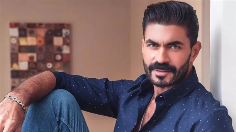 «اللي فات مات» هدية خالد سليم لجمهوره في الفلانتين