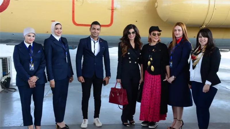 نجمات تدعمن مبادرة زينب بشير «فيها حاجة حلوة» من متحف القوات الجوية 