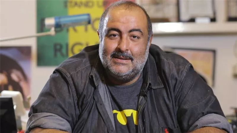 سامح عبدالعزيز يؤجل «سيدي بشر» ويبدأ بـ «ليلة العيد»
