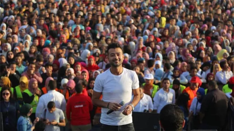 هيثم شاكر يحارب المخدرات في جامعة حلوان