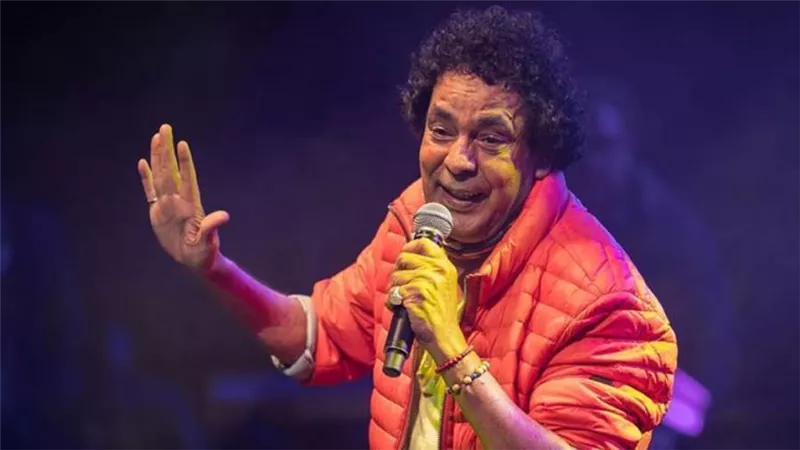 محمد منير لـ خبر أبيض : أمنيتي في 2020 إن كل واحد يخليه في حاله