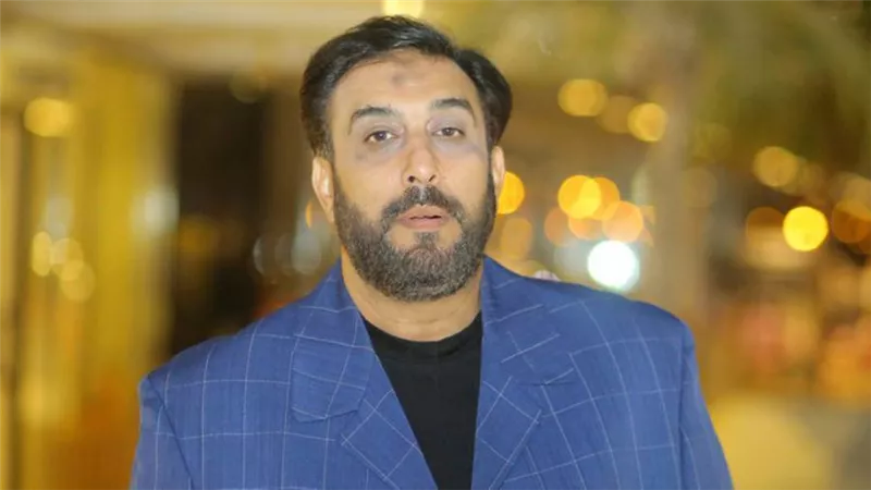 نوستالجيا .. حسام حسني مذيعاً على «اليوتيوب» 