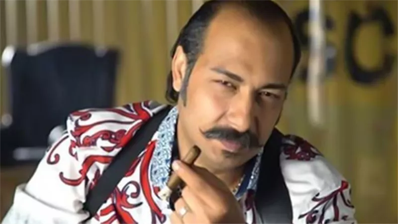  محمد ثروت ينضم لكتيبة «يوم 13»