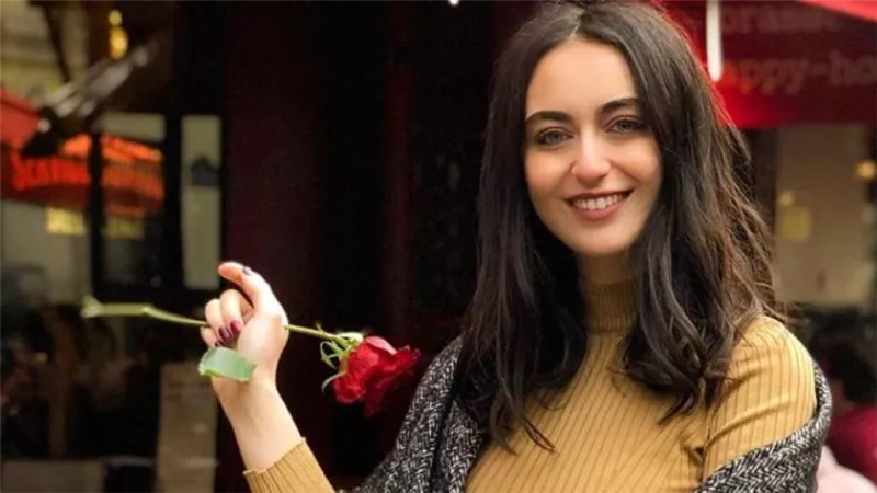 فايا يونان تحتفل بعيد الحب غداً في باريس وتغني «حكايا القلب» 