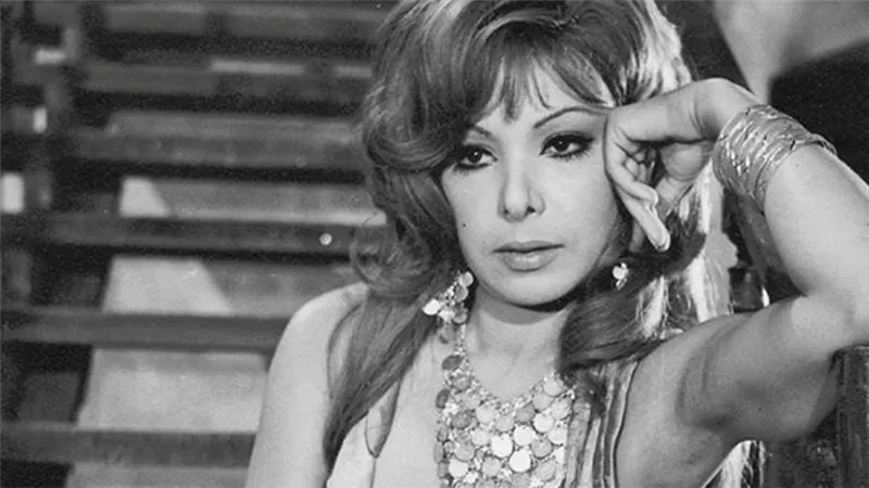 صحافة زمان .. ناهد شريف تكشف سر الصورة التي حصرتها في أدوار الإغراء