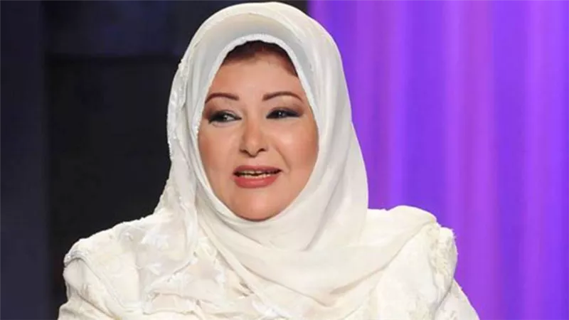 عفاف شعيب : المصحف لا يفارق يدي وأفضل القطايف والكنافة في رمضان