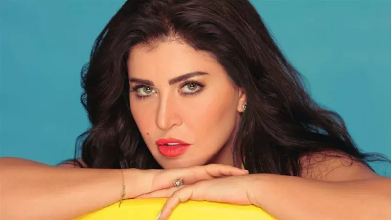 سألنا جومانا مراد ليه رجعتي فقالت : رجعت بعد ما ربنا كرمني بـ محمد