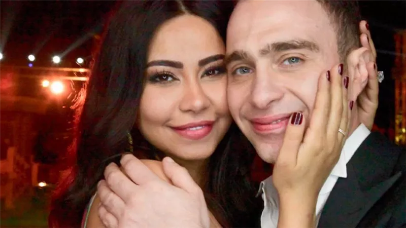 أنباء عن طلاق حسام حبيب وشيرين عبدالوهاب وسكان بالرحاب يحررون محضراً بسبب الإزعاج