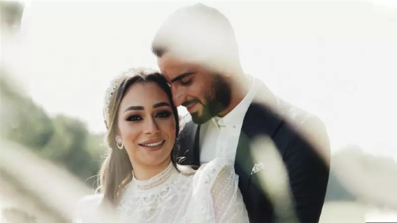 خاص .. أول صور من زفاف محمد الشرنوبي وراندا رياض