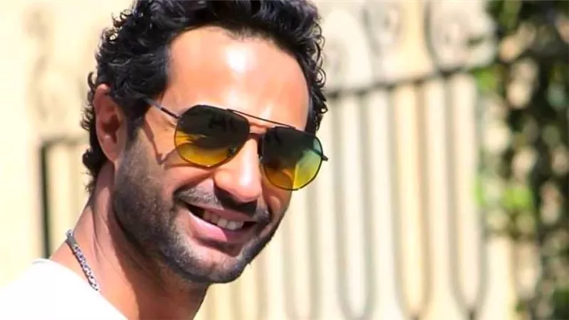 تأجيل مسلسل كريم فهمي «ملاك» إلى أجل غير مسمى