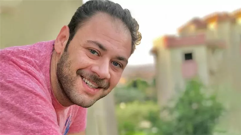 محمد على رزق : أجسد شخصية رجل دين معتدل من الأرياف فى فيلم «قبل الأربعين»