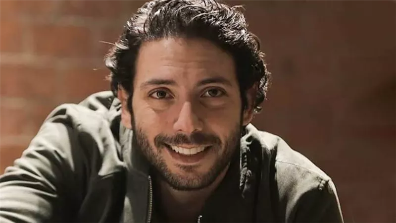 أحمد جمال سعيد : أجسد شخصية ضابط شرطة في مسلسل «شارع 9» مع رانيا يوسف