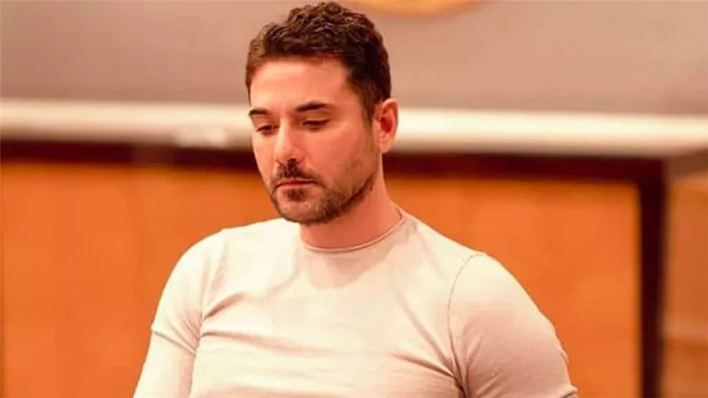 أحمد عز شاب من طبقة متوسطة يعمل بالعراق ضمن أحداث هجمة مرتدة