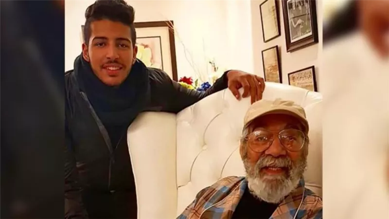 حفيد محمود ياسين : جدي كان يعاني من التهاب رئوي حاد وليس كورونا