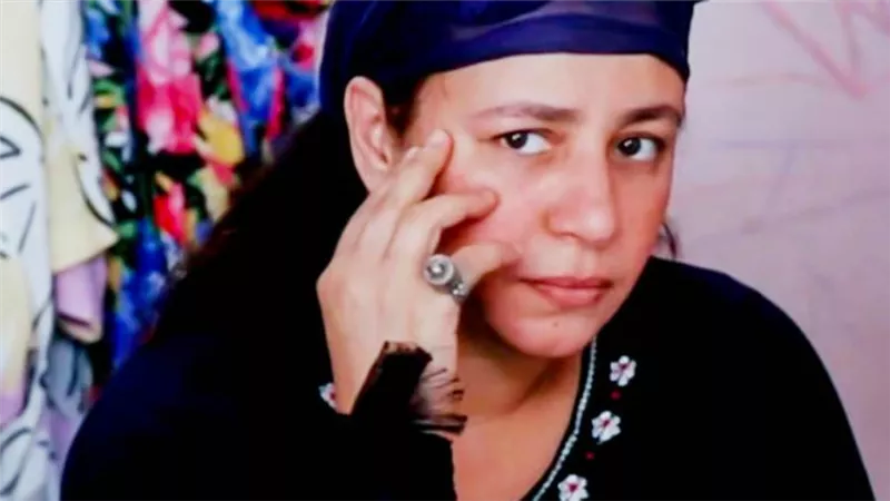 تحب ليلي مراد وفطين عبدالوهاب .. أغرب 10 معلومات عن عبلة كامل في عيد ميلادها 