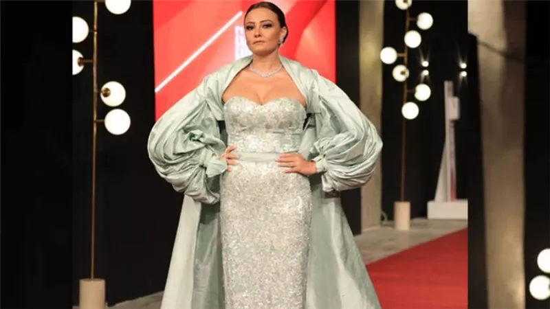 بشرى .. أسوأ فستان في حفل افتتاح مهرجان الجونة السينمائي
