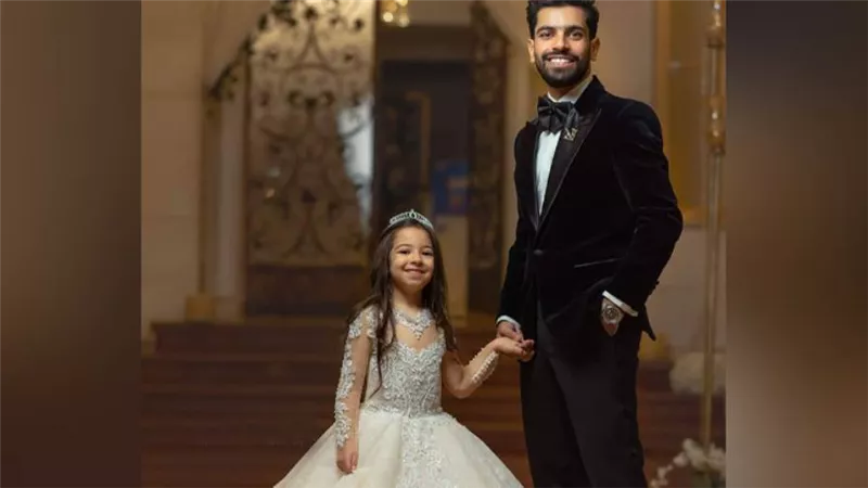 أحدث صور من حفل زفاف نصر شقيق محمد صلاح الأصغر ومكة تظهر معه