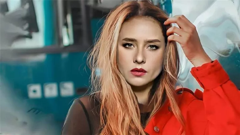 نيللى كريم تبحث عن سيناريو جديد بعد توقف مشروع مسلسل دهب