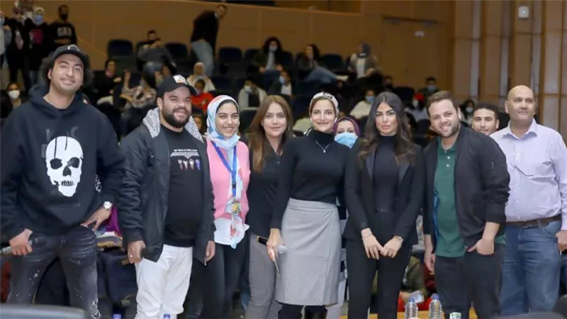 جامعة النيل تكرم أبطال فيلم الخطة العايمة بعد نجاحه وبرعاية رئيس الجامعة