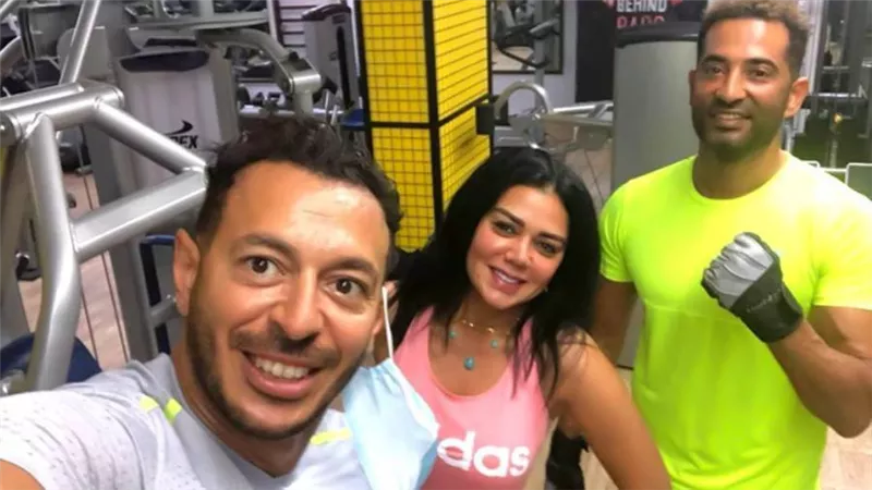 رانيا يوسف تنشر صورتها مع مصطفى شعبان وعمرو سعد من كواليس مسلسل ملوك الجدعنة رمضان 2021