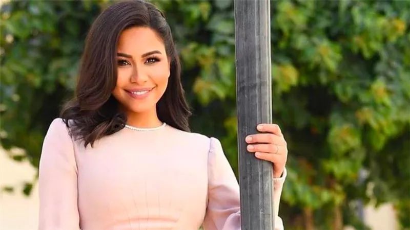 شيرين عبدالوهاب : أغلقت حساباتي على السوشيال لأنى حساسة وحبيت أقول للى بيشكك فى وطنيتى شكرا 