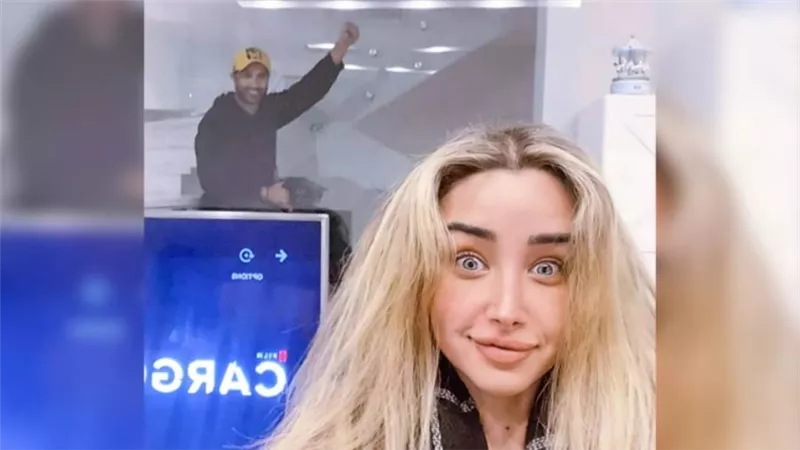 أحمد فهمي يدعم زوجته هنا الزاهد : الحب في زمن كورونا