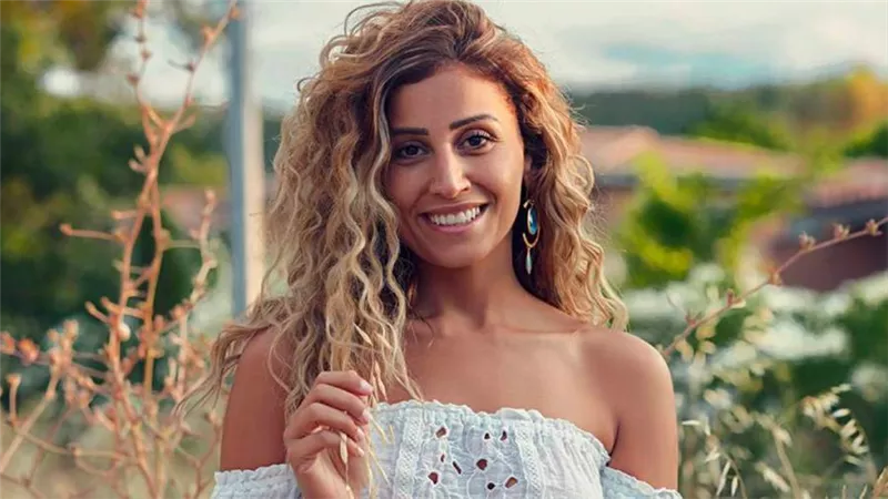 نصيحة دينا الشربيني للمتزوجين : متستعجلوش وكل مشكلة وليها حل