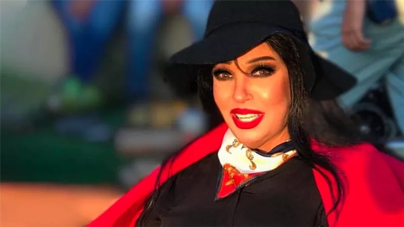 فيفي عبده عن أسباب اختفائها من السوشيال ميديا الفترة الماضية : تعبانة نفسيا 