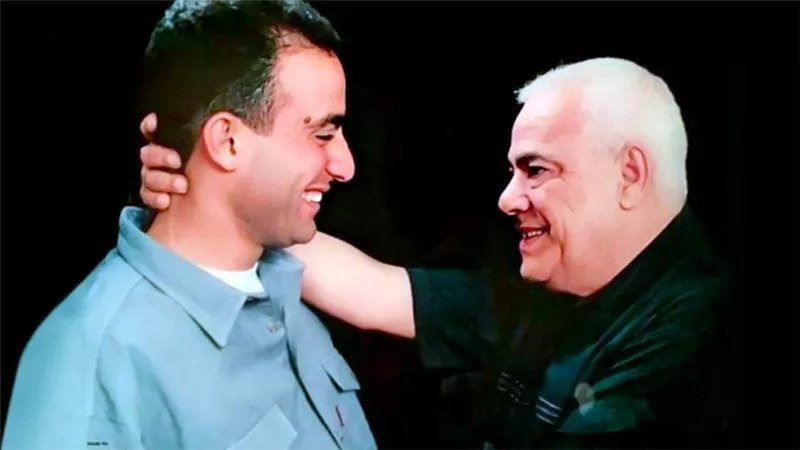 أحمد السقا لوالده في عيد الأب : ستبقى قدوتي وبطلي بسبب ما فعلته