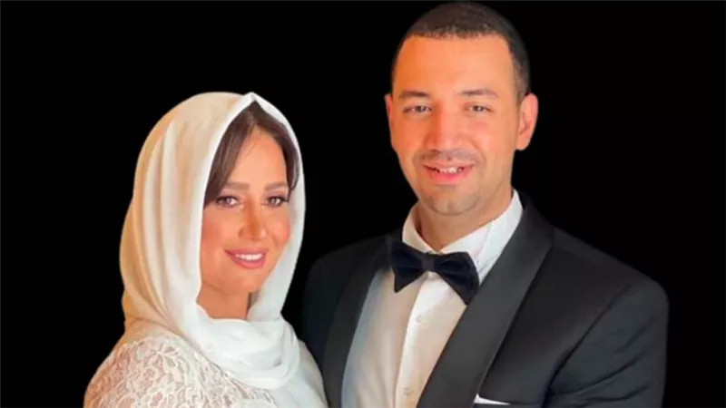 معز مسعود لزوجته حلا شيحة : رحلتنا يا حبيبتي هي رحلة بحث عن الحق والخير والجمال