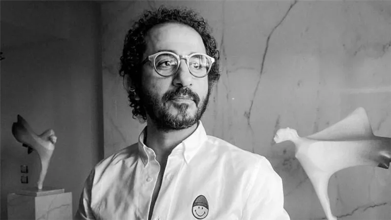 أحمد حلمي يعتذر عن فيلم الغربان ويتفرغ لاستكمال مشروع مسلسل نجيب محفوظ