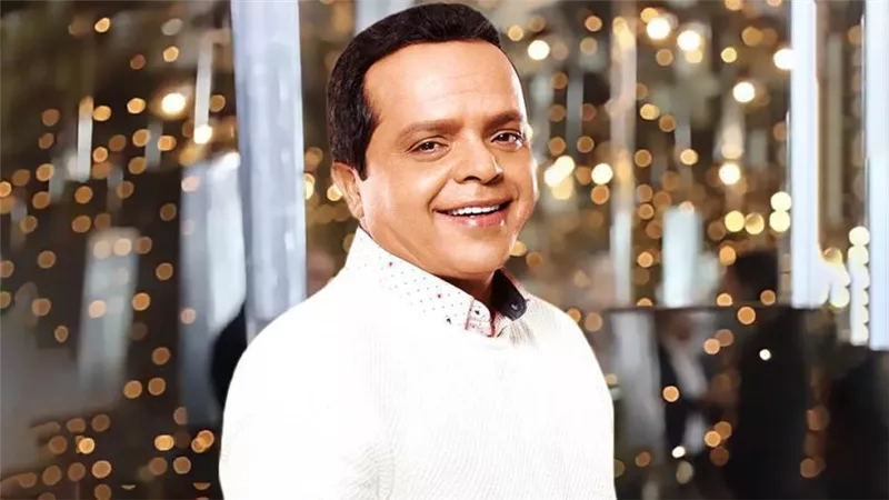 محمد هنيدي يحضر لمسرحية جديدة إخراج خالد جلال والعرض في موسم الرياض