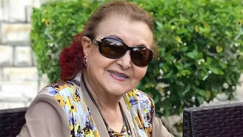 ليلى طاهر : اعتزلت الفن بسبب تجاهلي ولو تلقيت عمل يليق بتاريخي سأعيد التفكير في قراري