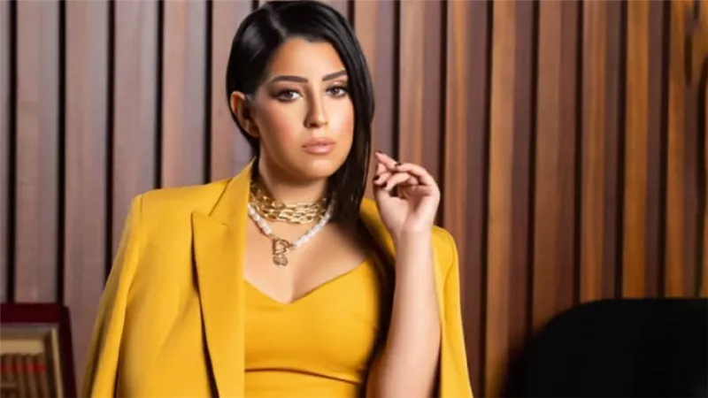 أيتن عامر بطلة مسلسل بعنوان شهر 10 وتجسد دور مريضة سرطان الثدي