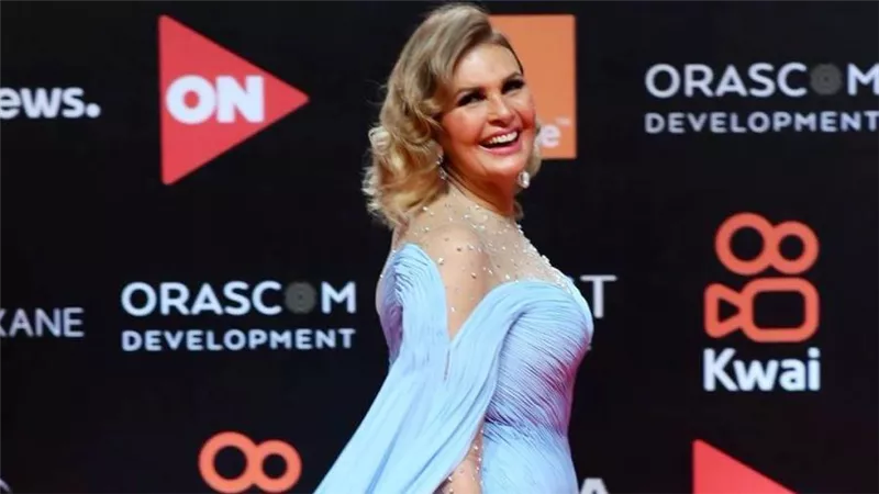 يسرا .. أيقونة مهرجان الجونة التي تستحق الاعتذار والتكريم