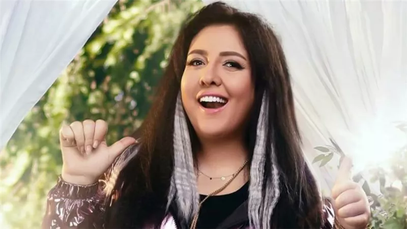 مي كساب لـ خبر أبيض : حذفت صوري مع جوزي لأنى مش حابه شكلي فيها والكلام عن طلاقنا إشاعة رخيصة