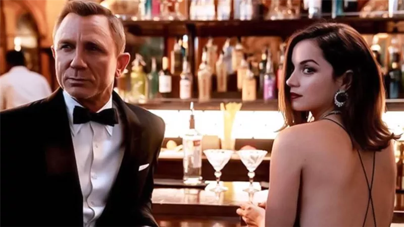 عرض أحدث أفلام جيمس بوند NO TIME TO DIE على المنصات الإلكترونية ابتداء من الغد 
