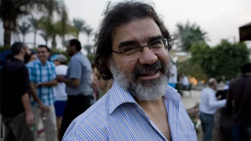  مخرج وأستاذ جامعي شارك فى أبرز أعمال ديزني وجمعته 3 أعمال بـ ابنته يسرا اللوزي .. أبرز محطات محمود اللوزي 