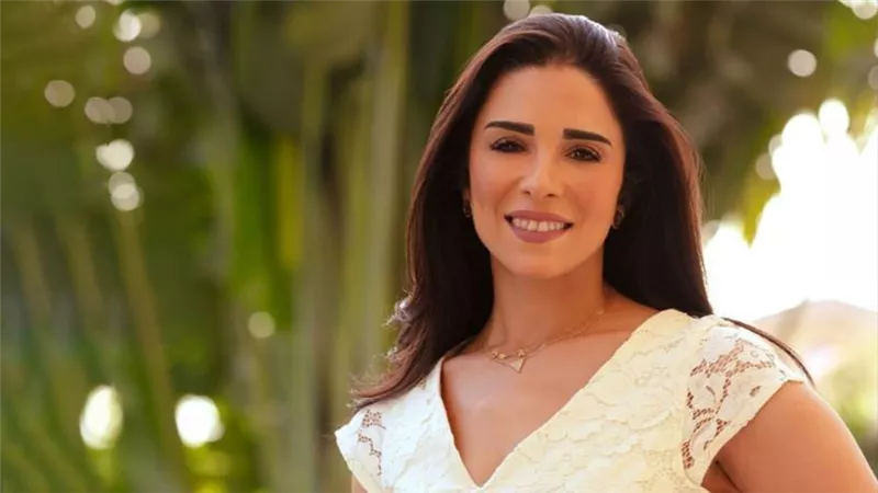 المرض الملعون دمرني .. كواليس رحلة الإعلامية أسماء مصطفى المريرة مع السرطان 