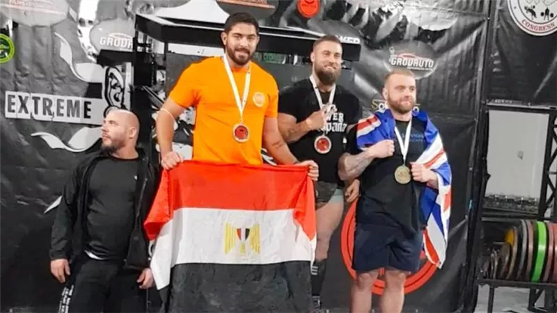 سامي أبو العز يحصد المركز الثاني في بطولة العالم للقوة البدنية بالبرتغال